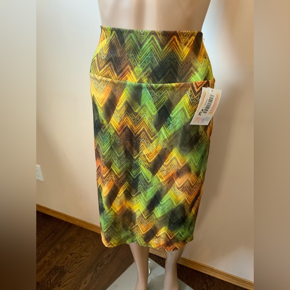 Lularoe - Picture 2 of 11